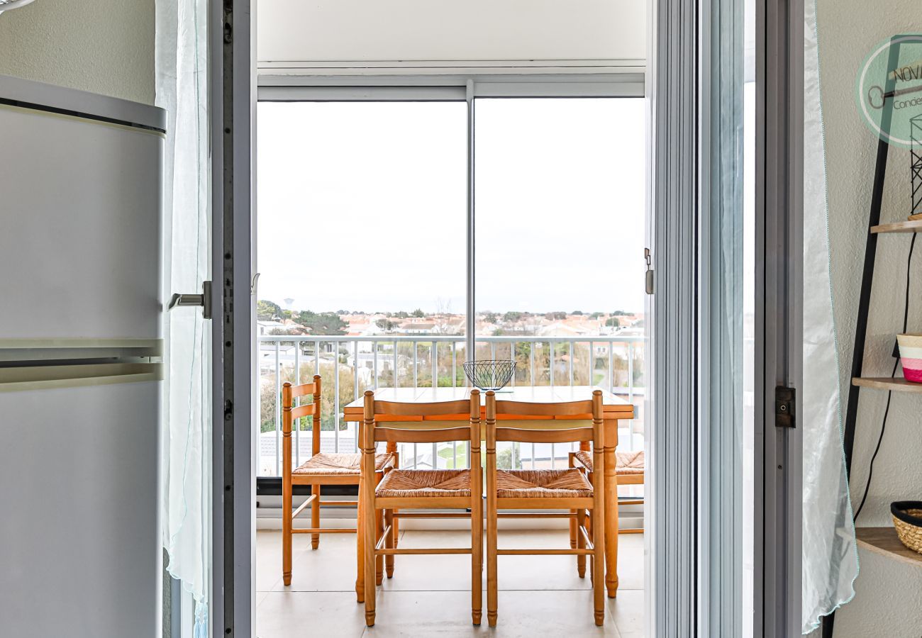 Apartment in Saint-Hilaire-de-Riez - Appartement 143 Résidence Bora Bora